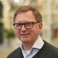 Dirk Smit headshot avatar